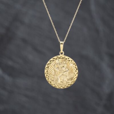 Pre-Owned 9ct Yellow Gold Circular Faceted Edge St Christopher Pendant & 18 Inch Prince Of Wales Chain 41143385
