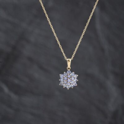 Pre-Owned 9ct Yellow Gold Amethyst Cluster Pendant & 18 Inch Prince Of Wales Chain 41143408