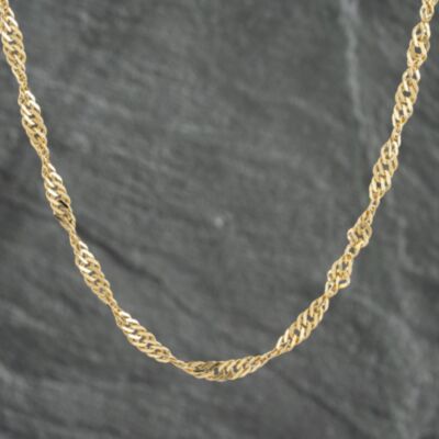 Pre-Owned 9ct Yellow Gold Twisted 18 Inch Curb Chain 41161939