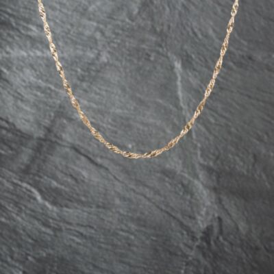 Pre-Owned 9ct Yellow Gold Twisted 30 Inch Curb Chain 41162104
