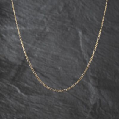 Pre-Owned 9ct Two Colour Gold 21 Inch Figaro Chain 41162423