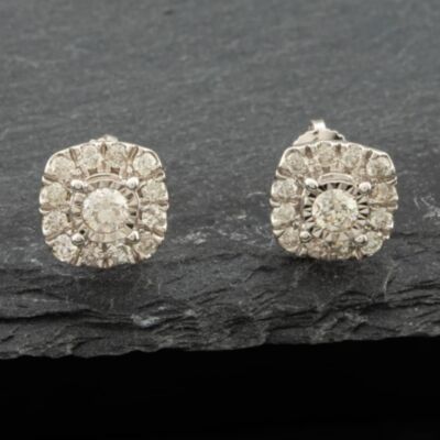 Pre-Owned 9ct White Gold Diamond Cluster Stud Earrings 41171278