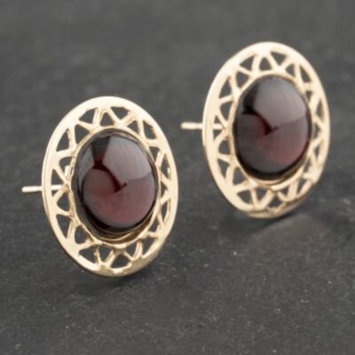 Pre-Owned Yellow Gold Garnet Circular Openwork Bordered Stud Earrings 41173152