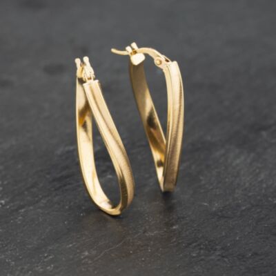 Pre-Owned Yellow Gold 30mm Oval Twist Creole Earrings 41173272