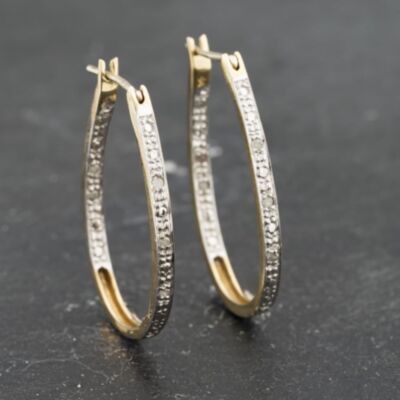 Pre-Owned 9ct Yellow Gold 28mm Diamond Oval Creole Earrings 41173354
