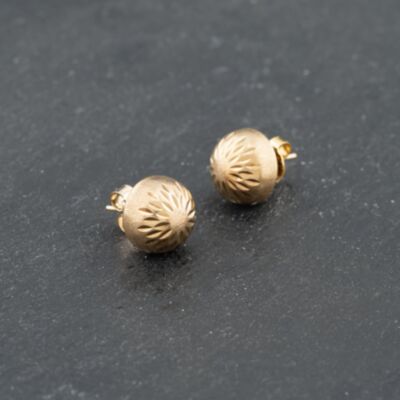 Pre-Owned 9ct Yellow Gold 11.5mm Diamond Cut Dome Stud Earrings 41173667