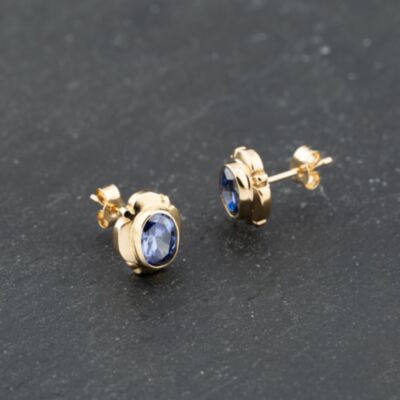 Pre-Owned Yellow Gold 10.2mm Tanzanite Oval Stud Earrings 41173669