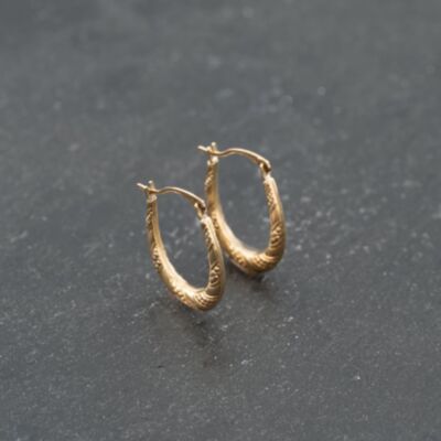 Pre-Owned Yellow Gold 18.3mm Oval Creole Earrings 41173672