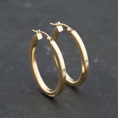 Pre-Owned 9ct Yellow Gold 30mm Plain Oval Hoop Earrings 41173688