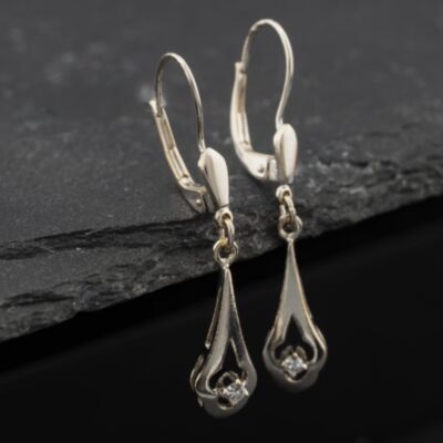 Pre-Owned 18ct White Gold 37.3mm 0.06ct Diamond Dropper Earrings 41174009