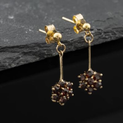 Pre-Owned Yellow Gold 25mm Garnet Cluster Dropper Earrings 41174671
