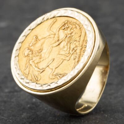 Pre-Owned 9ct Yellow Gold 1898 Full Sovereign Coin Ring 41201096BND