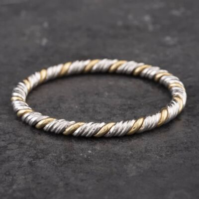 Pre-Owned 9ct Two Colour Gold Twisted Standard Hinged Bangle 41211194