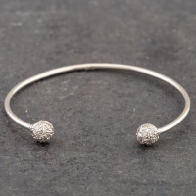 Pre-Owned 9ct White Gold Cubic Zirconia Pave Set Standard Torque Bangle 41211223