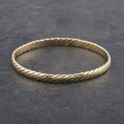 Pre-Owned 9ct Yellow Gold Twist Design Medium Simple Bangle 41211300