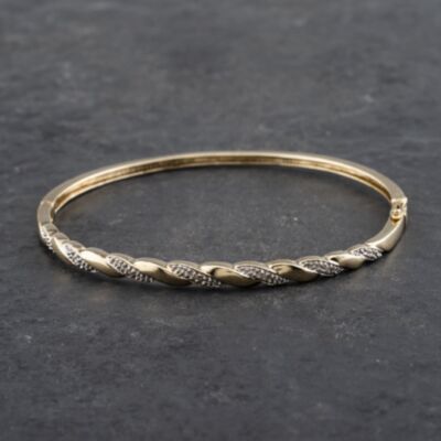 Pre-Owned 9ct Yellow Gold Diamond Set Medium Hinged Bangle 41211302