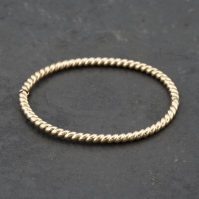 Pre-Owned 9ct Yellow Gold Twist Standard Hinged Bangle 41211358