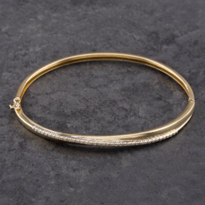 Pre-Owned 9ct Yellow Gold 0.15ct Diamond Crossover Hinged Bangle 41211376