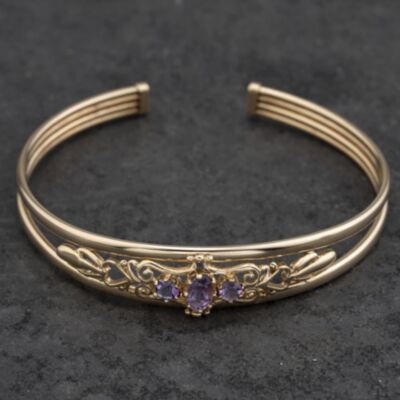 Pre-Owned 9ct Yellow Gold Amethyst Half Bangle 41211381