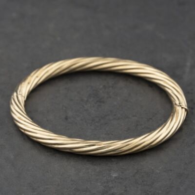 Pre-Owned 9ct Yellow Gold Twist Hinged Bangle 41211453