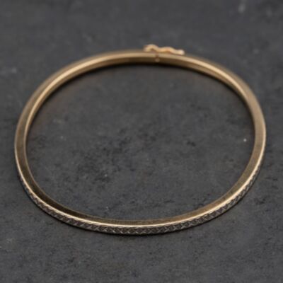 Pre-Owned 9ct White Gold Patterned Hinged Bangle 41211471