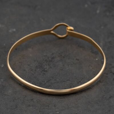 Pre-Owned 9ct Yellow Gold Hook & Loop Plain Bangle 41211475