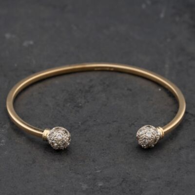 Pre-Owned 9ct Two Colour Gold Cubic Zirconia Set Torque Bangle 41211476