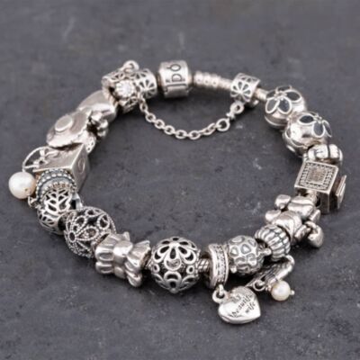 Pre-Owned Pandora Silver 19 Assorted Bead 19cm Snake Charm Bracelet 41221313