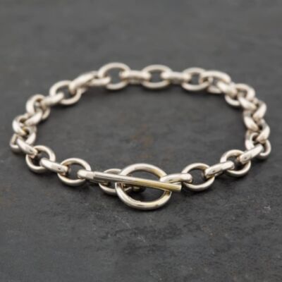 Pre-Owned 9ct White Gold T-Bar 7.5 Inch Curb Chain Bracelet 41281051