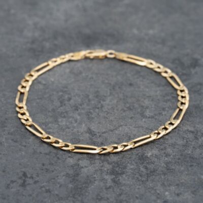 Pre-Owned 9ct Yellow Gold 8.5 Inch Figaro Chain Bracelet 41281626