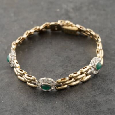 Pre-Owned 9ct Yellow Gold Emerald & Cubic Zirconia Multi Cluster 7 Inch Bracelet 41281763
