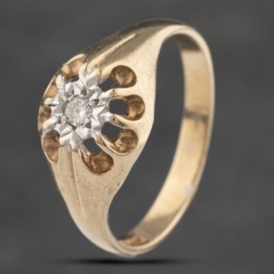 Pre-Owned 9ct Yellow Gold 0.05ct Diamond Signet Ring 41342046