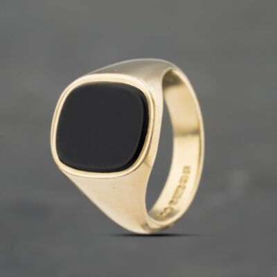 Pre-Owned 9ct Yellow Gold Onyx Cushion Signet Ring 41342075