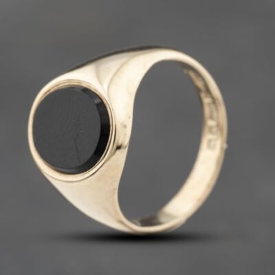 Pre-Owned 9ct Yellow Gold Onyx Oval Signet Ring 41342221