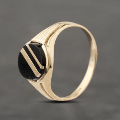 Pre-Owned 9ct Yellow Gold Onyx Oval Gold Line Signet Ring 41342262