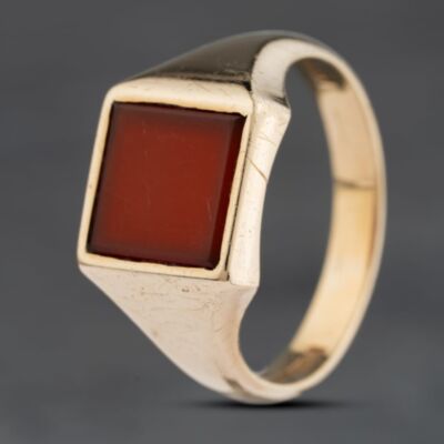 Pre-Owned 9ct Yellow Gold Carnelian Signet Ring 41342283