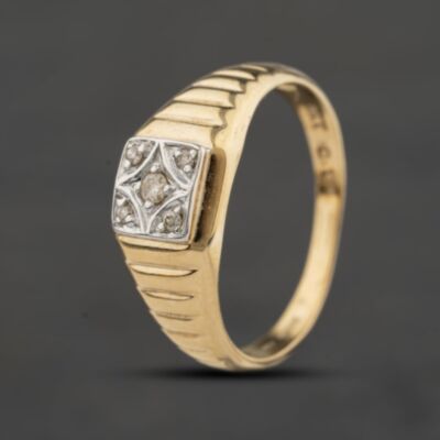 Pre-Owned 9ct Yellow Gold Diamond Square Signet Ring 41342547