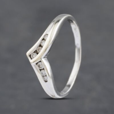 Pre-Owned 9ct White Gold Brilliant Cut Diamond Half Wishbone Ring 41382363