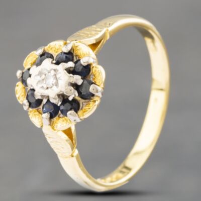 Pre-Owned 18ct Yellow Gold Sapphire & Diamond Cluster Ring 41382376