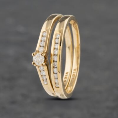 Pre-Owned 9ct Yellow Gold 0.30ct Brilliant Cut Diamond Channel Set Bridal Set Ring 41382817
