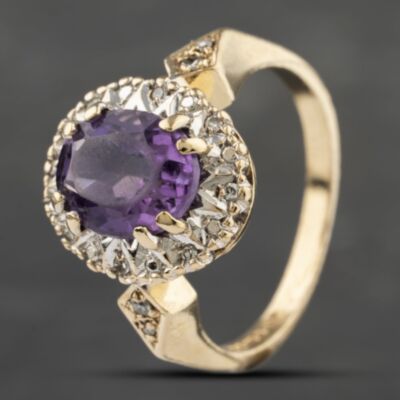 Pre-Owned 9ct Yellow Gold Amethyst & 0.08ct Diamond Oval Cluster Ring 41383137