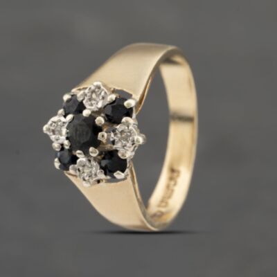 Pre-Owned 9ct Yellow Gold Sapphire & Diamond Cluster Ring 41383368