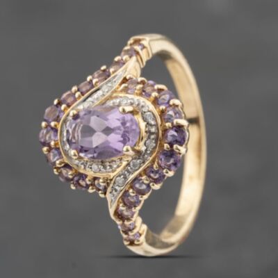Pre-Owned 9ct Yellow Gold Amethyst & Diamond Cluster Ring 41383478