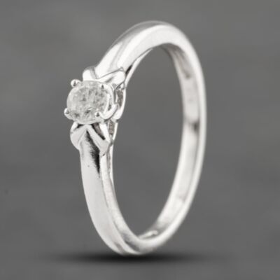 Pre-Owned 9ct White Gold 0.20ct Brilliant Cut Diamond Round Solitaire Ring 41383558