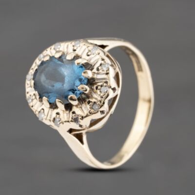 Pre-Owned 9ct Yellow Gold Blue Topaz & 0.12ct Diamond Large Oval Cluster Ring 41383590