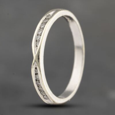 Pre-Owned 9ct White Gold Diamond Shaped 2.6mm Wedding Ring 41383603