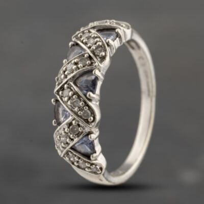 Pre-Owned 9ct White Gold Tanzanite & Diamond Dress Ring 41383628