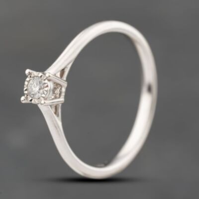 Pre-Owned 18ct White Gold 0.07ct Brilliant Cut Diamond Solitaire Ring 41383770
