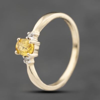 Pre-Owned 9ct Yellow Gold Yellow Sapphire & Diamond Oval Three Stone Ring 41383820