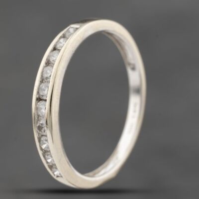 Pre-Owned 14ct White Gold 0.20ct Brilliant Cut Diamond Channel Set Half Eternity Ring 41383829